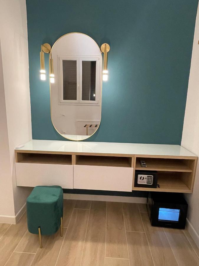 Martanna Rooms Carini Bagian luar foto